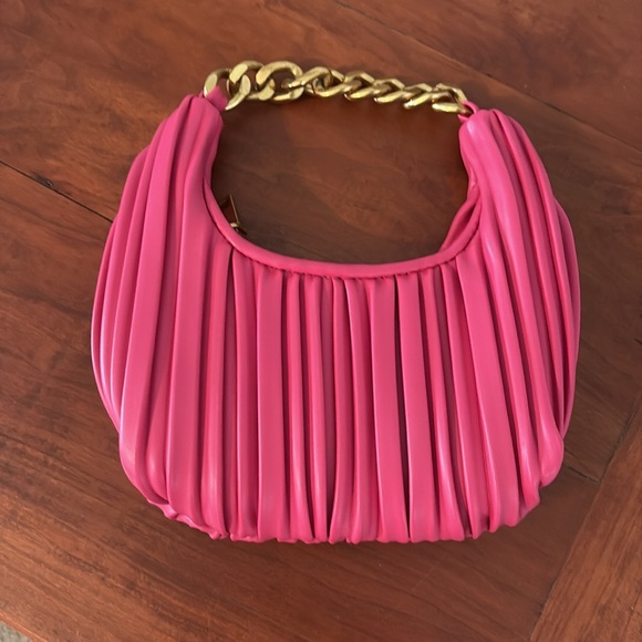 Madison West Pink Pleated Hobo Bag Gold Chain Handle - Picture 2 of 7